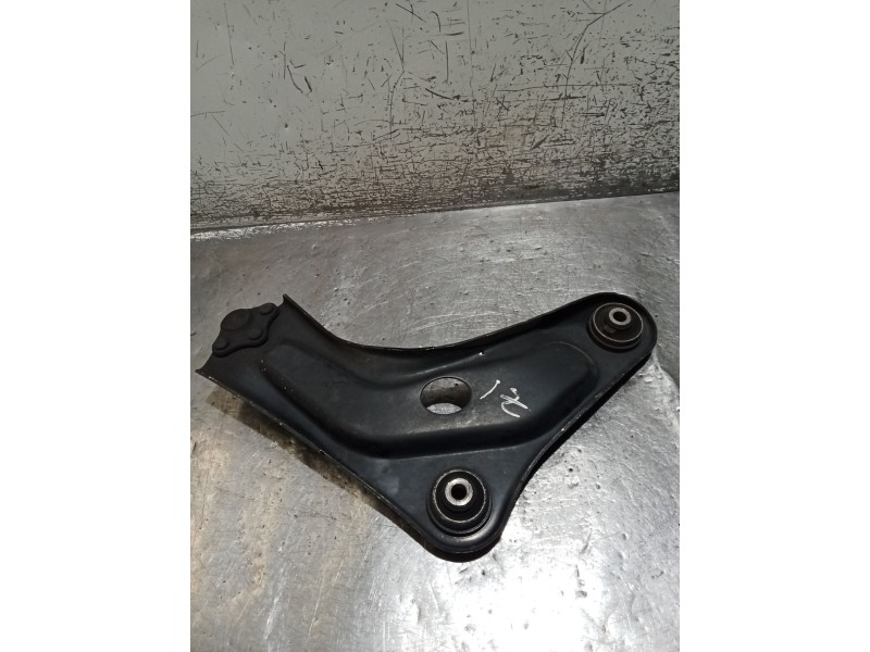 Recambio de brazo suspension inferior delantero izquierdo para peugeot 207/207+ (wa_, wc_) 1.6 hdi referencia OEM IAM   