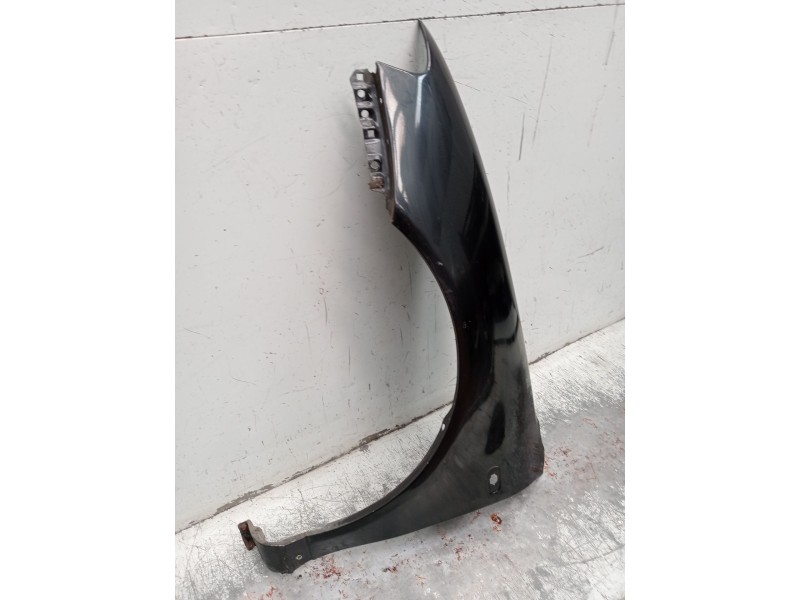 Recambio de aleta delantera izquierda para audi a3 (8l1) 1.6 referencia OEM IAM   2000