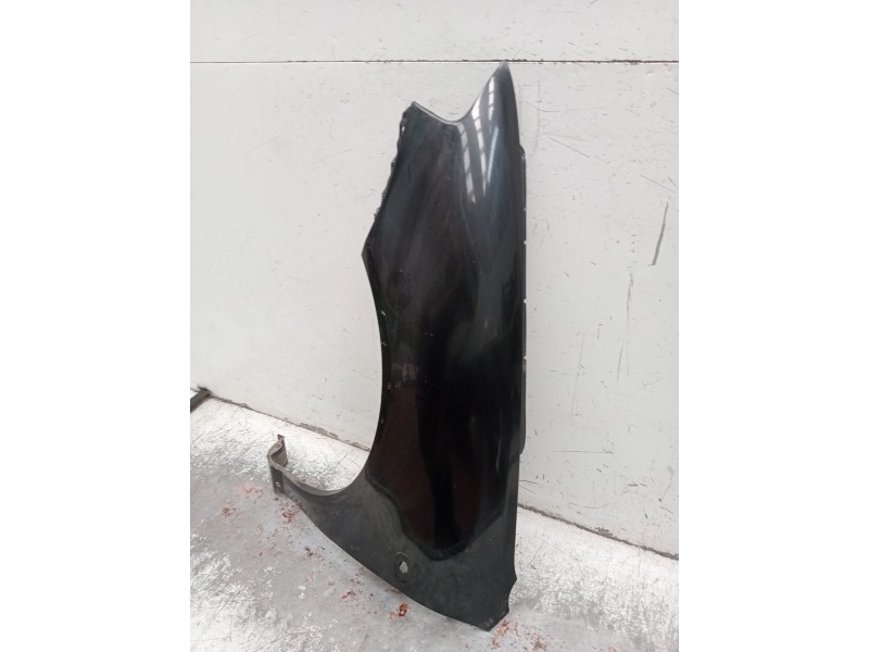 Recambio de aleta delantera izquierda para audi a3 (8l1) 1.6 referencia OEM IAM   2000
