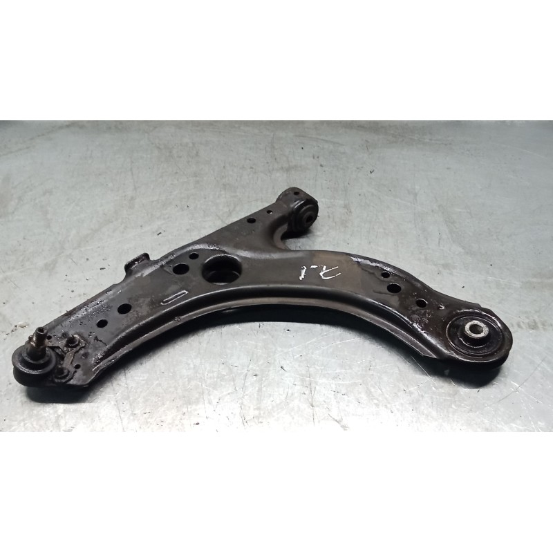 Recambio de brazo suspension inferior delantero izquierdo para audi a3 (8l1) 1.6 referencia OEM IAM   00