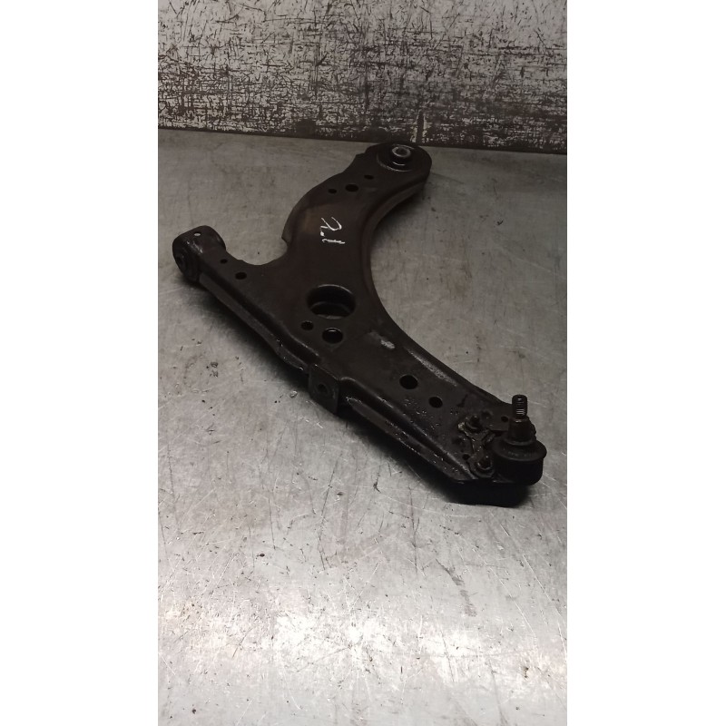 Recambio de brazo suspension inferior delantero izquierdo para audi a3 (8l1) 1.6 referencia OEM IAM   00