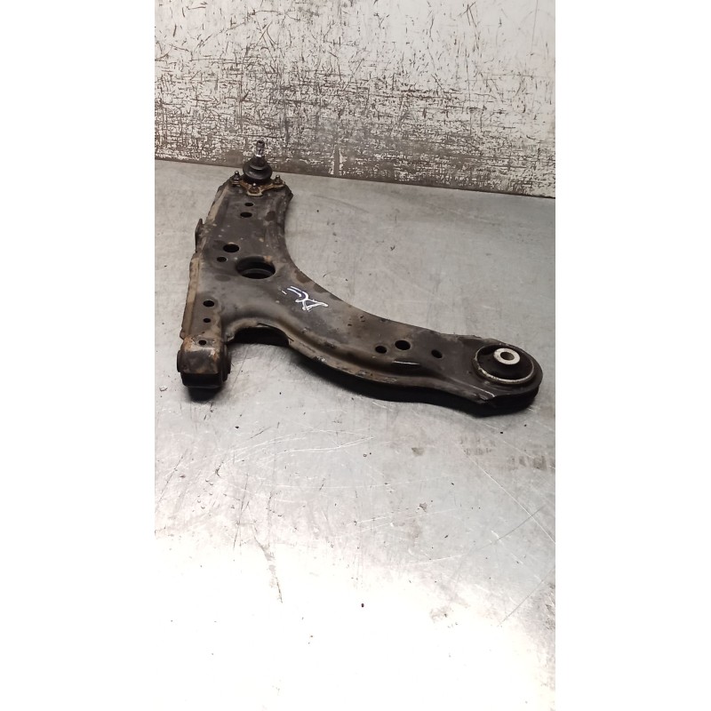 Recambio de brazo suspension inferior delantero derecho para audi a3 (8l1) 1.6 referencia OEM IAM   00