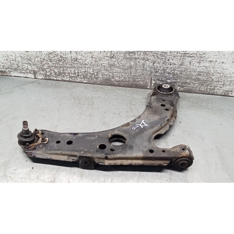 Recambio de brazo suspension inferior delantero derecho para audi a3 (8l1) 1.6 referencia OEM IAM   00