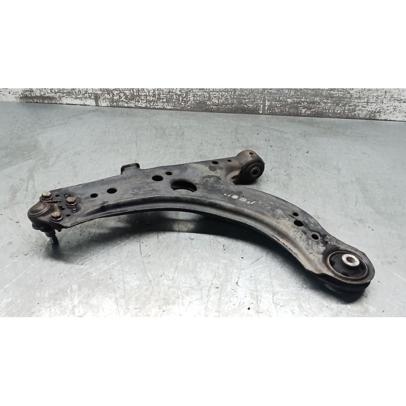 Recambio de brazo suspension inferior delantero derecho para audi a3 (8l1) 1.6 referencia OEM IAM   00