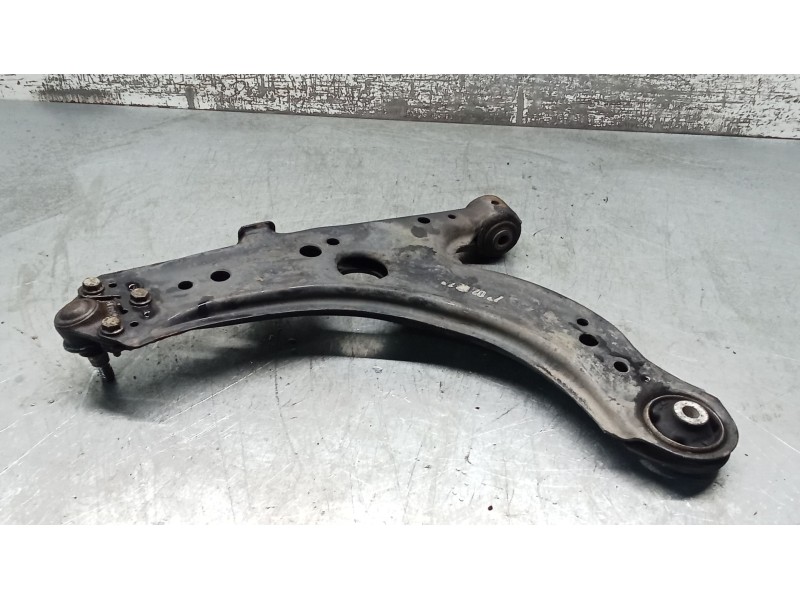 Recambio de brazo suspension inferior delantero derecho para audi a3 (8l1) 1.6 referencia OEM IAM   00