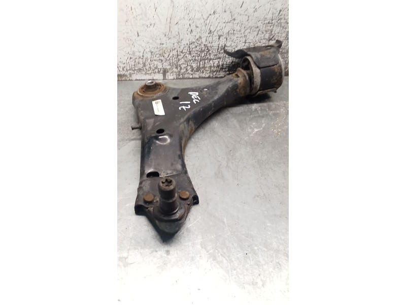 Recambio de brazo suspension inferior delantero izquierdo para land rover discovery sport (l550) 2.0 d 4x4 referencia OEM IAM   