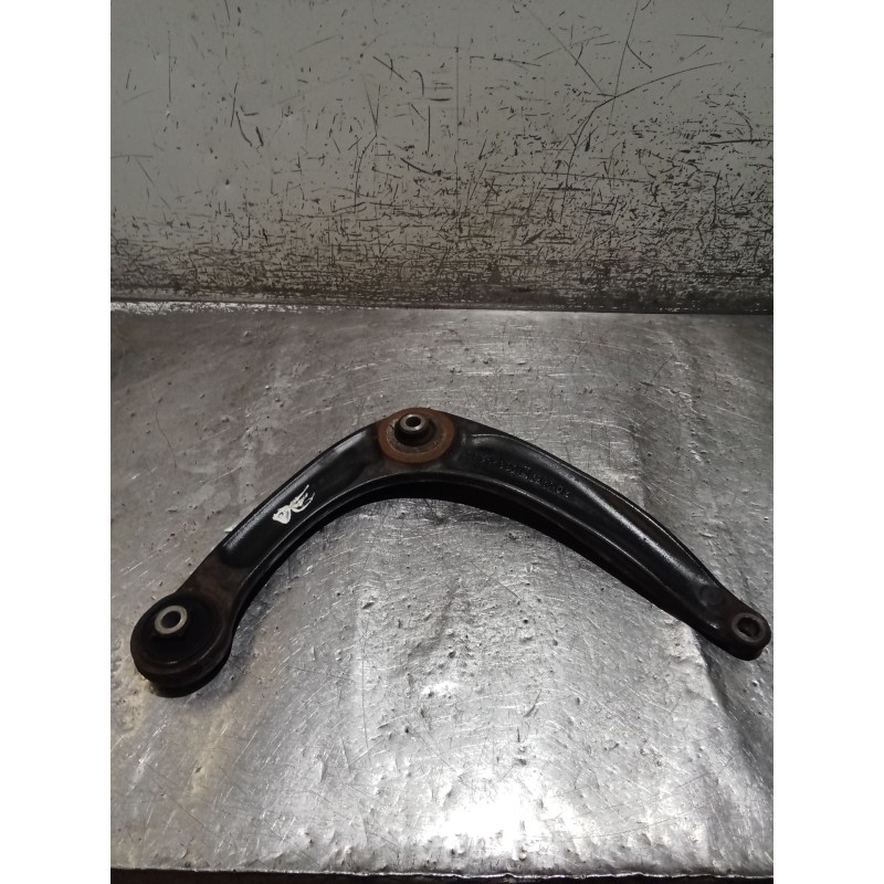 Recambio de brazo suspension inferior delantero derecho para citroën c4 picasso i monospace (ud_) 2.0 i 16v referencia OEM IAM  