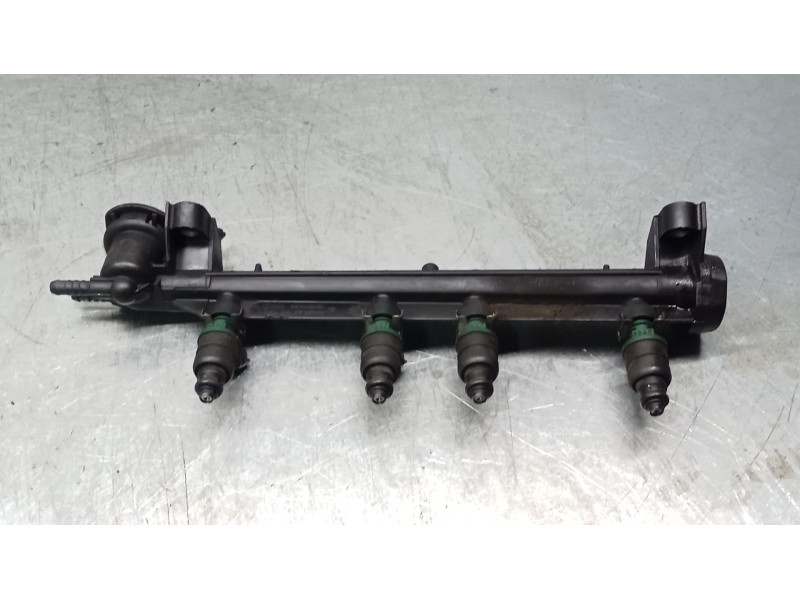 Recambio de rampa inyectora para audi a3 (8l1) 1.6 referencia OEM IAM 06A133317A  00