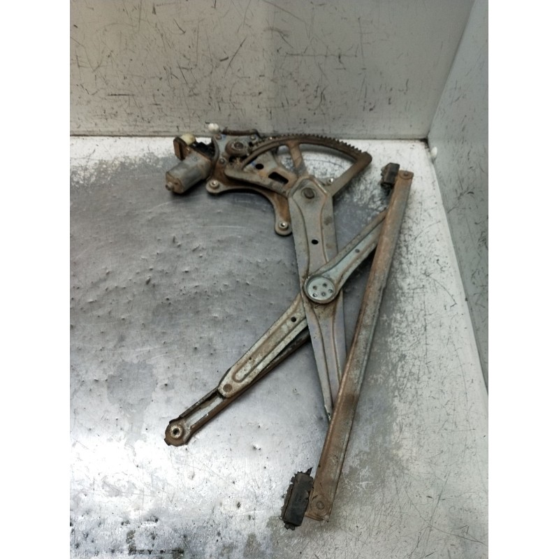 Recambio de elevalunas delantero derecho para mitsubishi l200 / triton (ka_t, kb_t) 2.5 di-d 4wd (kb4t) referencia OEM IAM  5P 2
