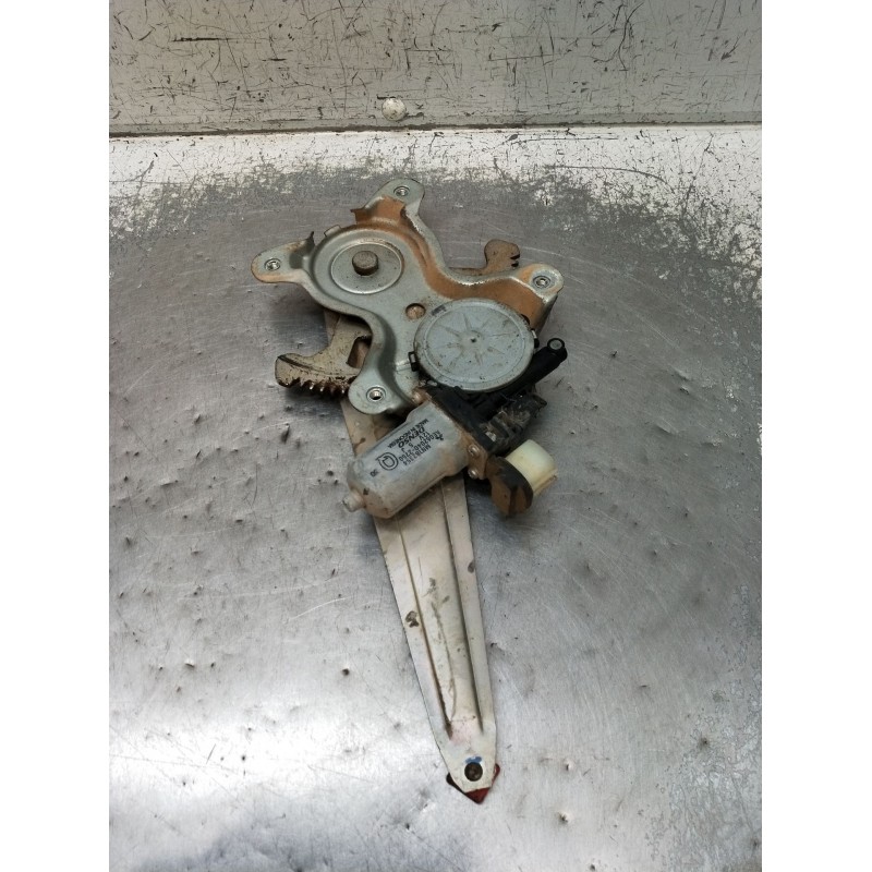 Recambio de elevalunas trasero izquierdo para mitsubishi l200 / triton (ka_t, kb_t) 2.5 di-d 4wd (kb4t) referencia OEM IAM AE062