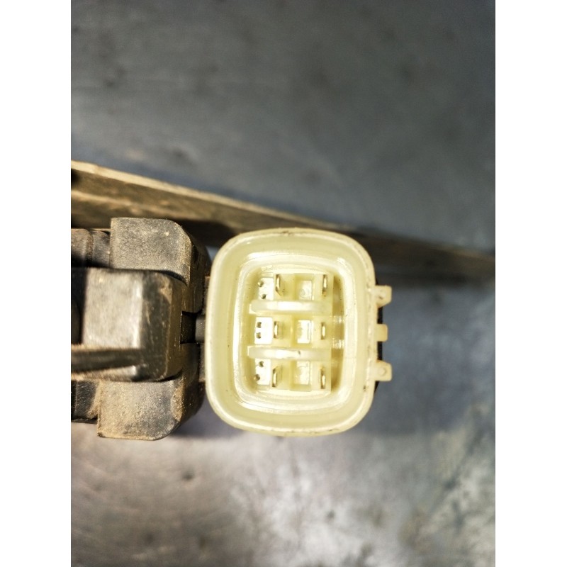 Recambio de elevalunas trasero izquierdo para mitsubishi l200 / triton (ka_t, kb_t) 2.5 di-d 4wd (kb4t) referencia OEM IAM AE062