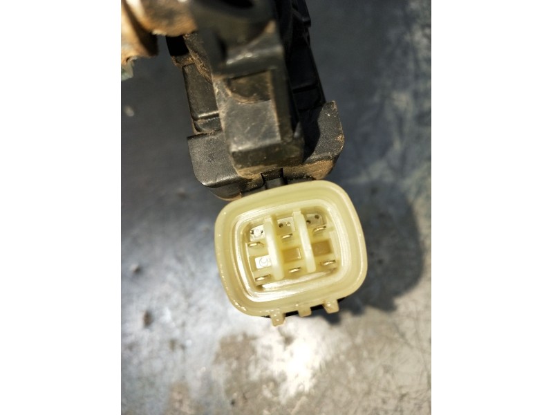 Recambio de elevalunas delantero izquierdo para mitsubishi l200 / triton (ka_t, kb_t) 2.5 di-d 4wd (kb4t) referencia OEM IAM  5P