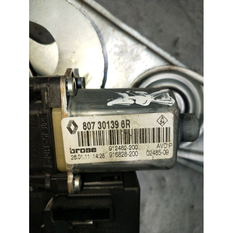 Recambio de elevalunas delantero derecho para renault megane iii grandtour (kz0/1) 1.6 16v (kz0u, kz1b, kz1u) referencia OEM IAM