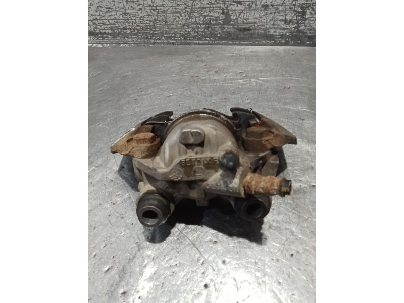 Recambio de pinza freno delantera derecha para peugeot 106 ii (1a_, 1c_) 1.5 d referencia OEM IAM   96