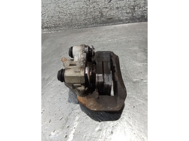 Recambio de pinza freno delantera derecha para peugeot 106 ii (1a_, 1c_) 1.5 d referencia OEM IAM   96