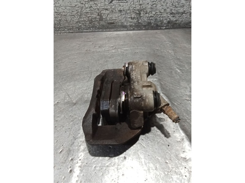 Recambio de pinza freno delantera derecha para peugeot 106 ii (1a_, 1c_) 1.5 d referencia OEM IAM   96