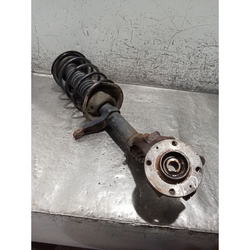 Recambio de mangueta delantera derecha para peugeot 106 ii (1a_, 1c_) 1.5 d referencia OEM IAM  CONICO 96