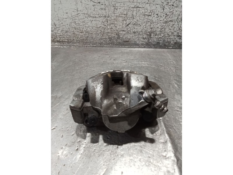 Recambio de pinza freno delantera derecha para opel combo e tour / life (k9) 1.5 referencia OEM IAM 9830798780 11360112743 17