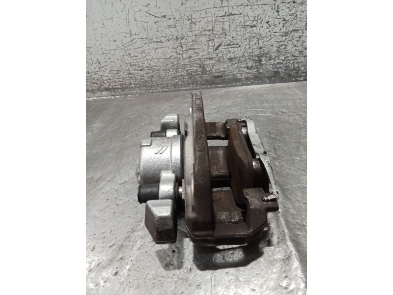 Recambio de pinza freno delantera derecha para opel combo e tour / life (k9) 1.5 referencia OEM IAM 9830798780 11360112743 17