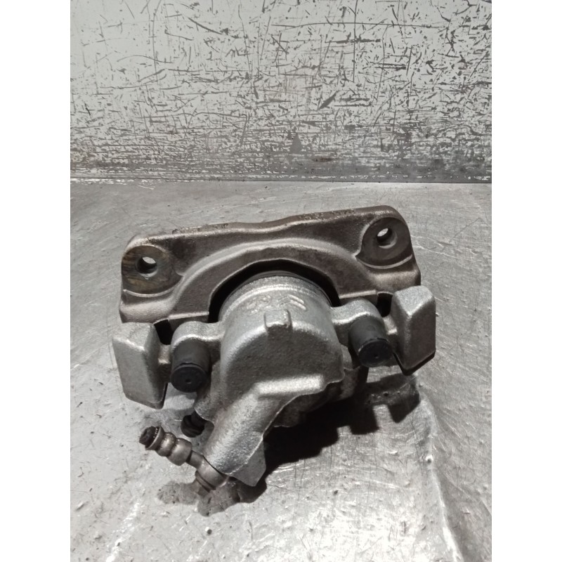 Recambio de pinza freno delantera derecha para opel combo e tour / life (k9) 1.5 referencia OEM IAM 9830798780 11360112743 17