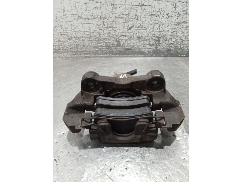 Recambio de pinza freno trasera derecha para jeep grand cherokee ii (wj, wg) 3.1 td 4x4 referencia OEM IAM   99