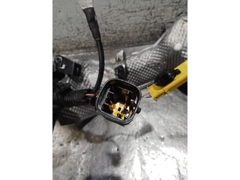Recambio de cremallera direccion para opel combo e tour / life (k9) 1.5 referencia OEM IAM 9824390180 680000821300 SW141PDO020