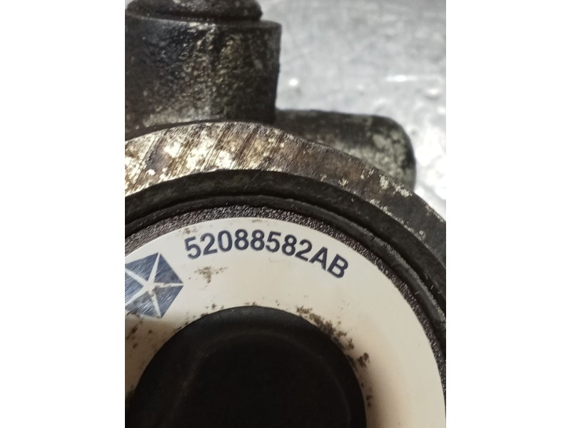 Recambio de bomba direccion para jeep grand cherokee ii (wj, wg) 3.1 td 4x4 referencia OEM IAM 52088582AB  99