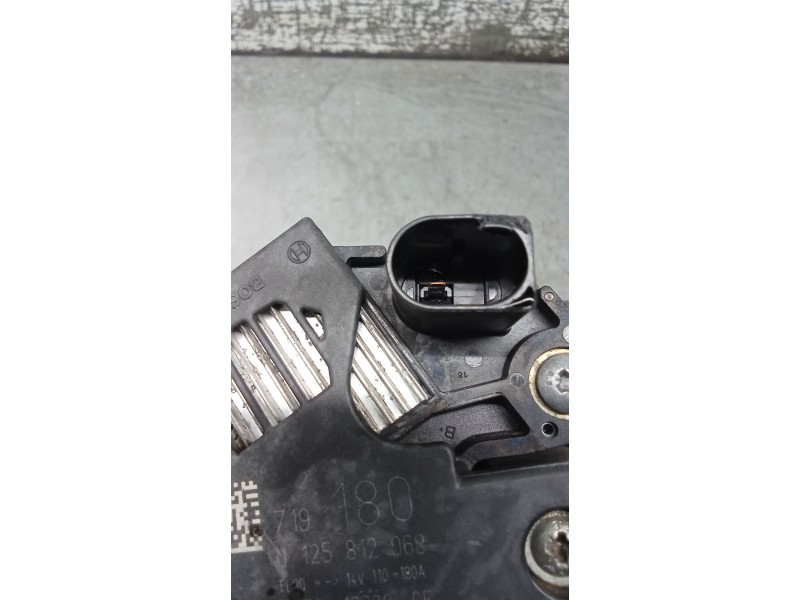 Recambio de alternador para land rover discovery sport (l550) 2.0 d 4x4 referencia OEM IAM 0125812068 GX7310300CE 15 180A