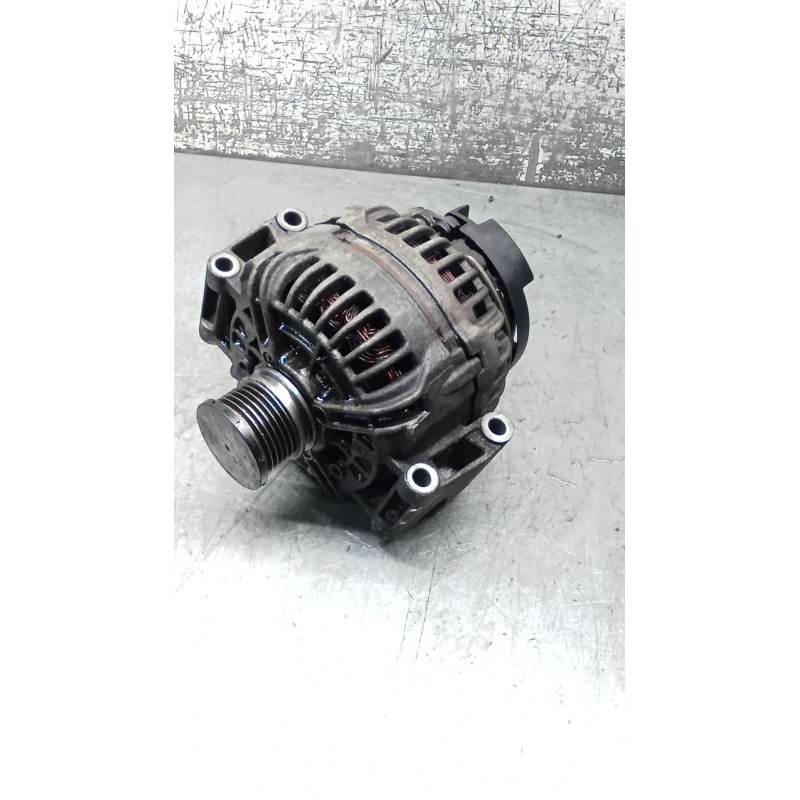 Recambio de alternador para mercedes-benz vito / mixto furgoneta (w639) 111 cdi (639.601, 639.603, 639.605) referencia OEM IAM 0