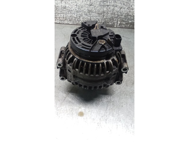 Recambio de alternador para mercedes-benz vito / mixto furgoneta (w639) 111 cdi (639.601, 639.603, 639.605) referencia OEM IAM 0