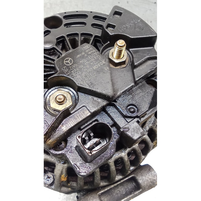 Recambio de alternador para mercedes-benz vito / mixto furgoneta (w639) 111 cdi (639.601, 639.603, 639.605) referencia OEM IAM 0