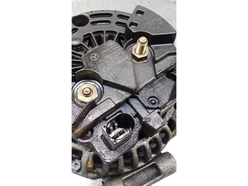 Recambio de alternador para mercedes-benz vito / mixto furgoneta (w639) 111 cdi (639.601, 639.603, 639.605) referencia OEM IAM 0