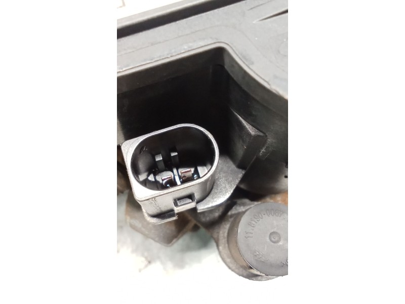 Recambio de pinza freno trasera derecha para land rover discovery sport (l550) 2.0 d 4x4 referencia OEM IAM FK722K327BD ELECTRIC