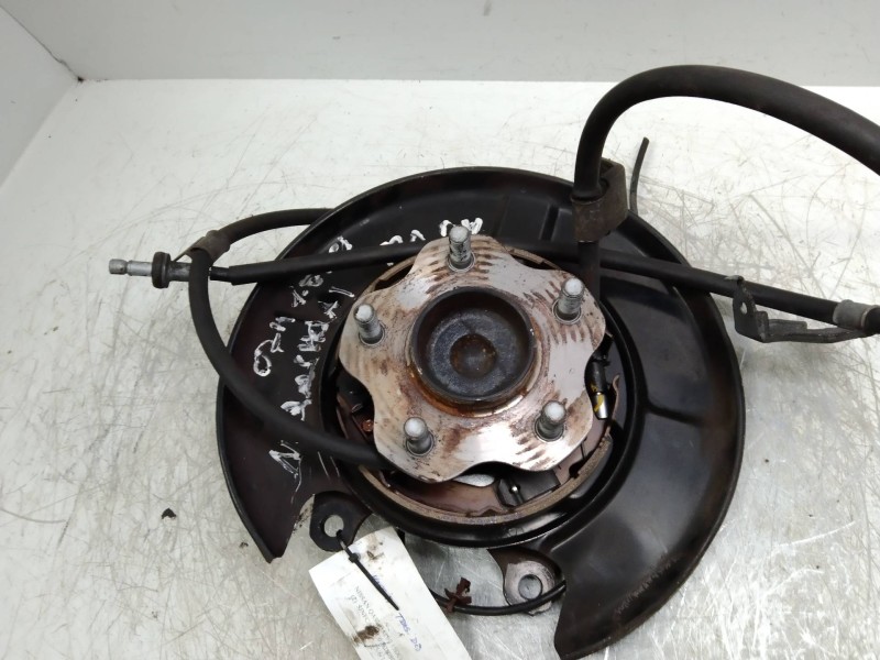 Recambio de mangueta trasera derecha para nissan qashqai (j10) acenta referencia OEM IAM   