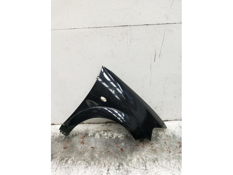 Recambio de aleta delantera derecha para citroën c3 i (fc_, fn_) 1.4 hdi referencia OEM IAM   2006