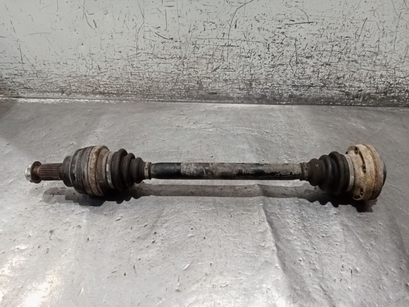 Recambio de transmision trasera izquierda para bmw 5 (e39) 528 i referencia OEM IAM   95