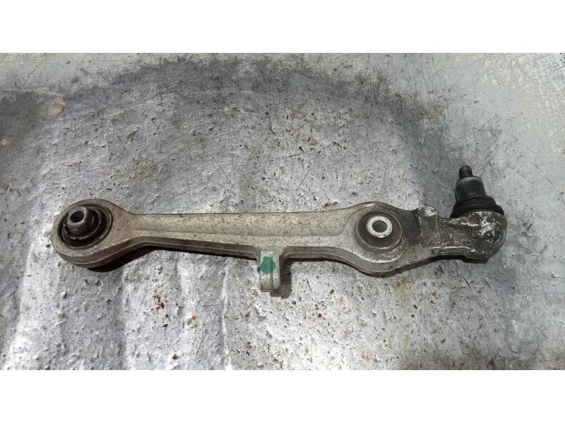Recambio de brazo suspension inferior delantero derecho para volkswagen passat berlina (3b3) comfortline referencia OEM IAM 4B34