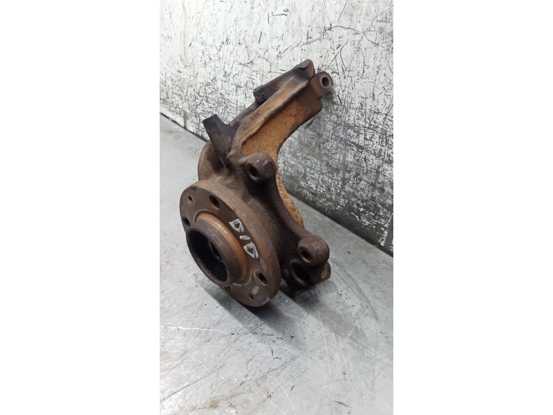 Recambio de mangueta delantera derecha para citroën c3 i (fc_, fn_) 1.4 hdi referencia OEM IAM   06
