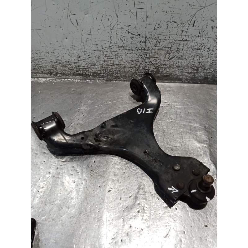 Recambio de brazo suspension inferior delantero izquierdo para mercedes-benz vito / mixto furgoneta (w639) 111 cdi (639.601, 639