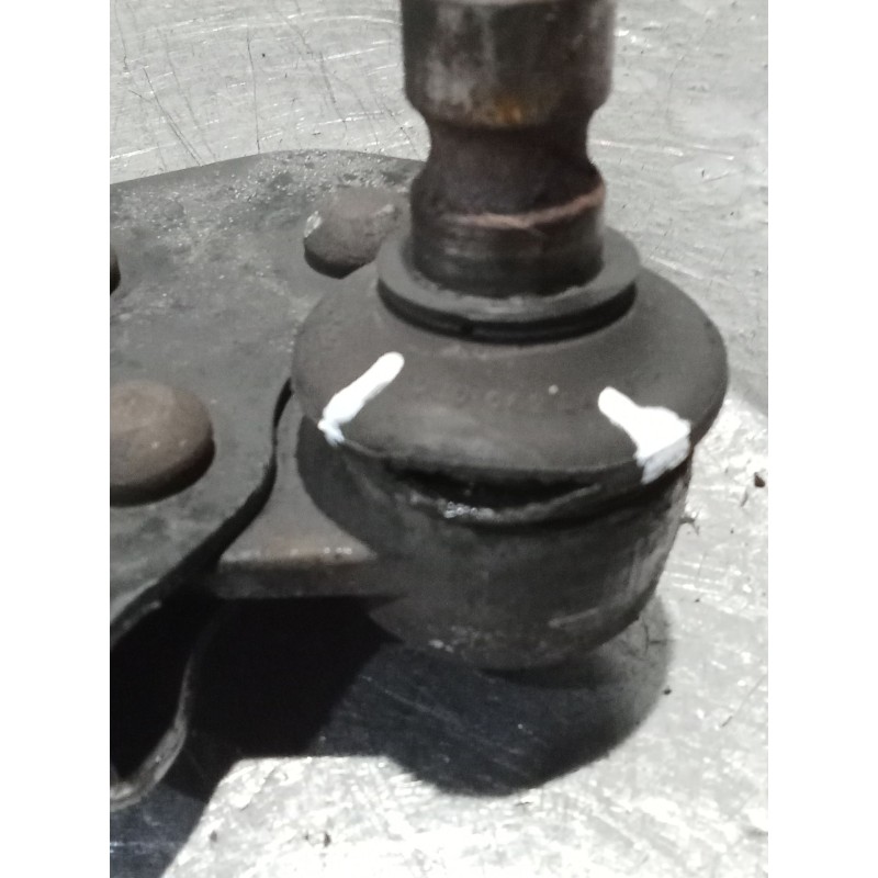 Recambio de brazo suspension inferior delantero izquierdo para mercedes-benz vito / mixto furgoneta (w639) 111 cdi (639.601, 639