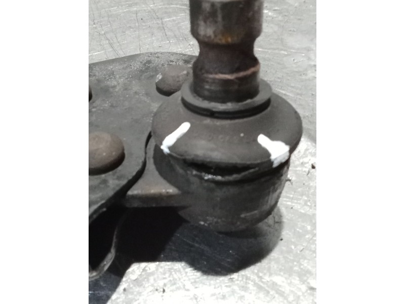 Recambio de brazo suspension inferior delantero izquierdo para mercedes-benz vito / mixto furgoneta (w639) 111 cdi (639.601, 639