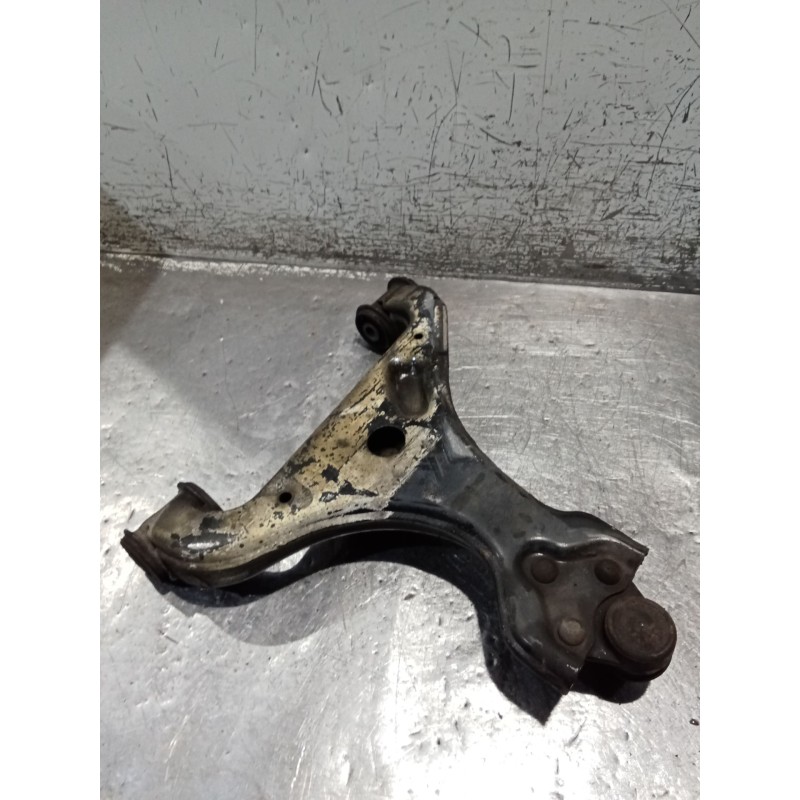 Recambio de brazo suspension inferior delantero izquierdo para mercedes-benz vito / mixto furgoneta (w639) 111 cdi (639.601, 639
