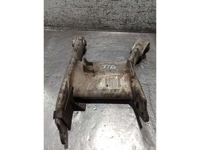 Recambio de brazo suspension inferior trasero derecho para bmw 5 (e39) 528 i referencia OEM IAM 540031530  95