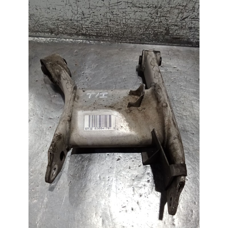 Recambio de brazo suspension inferior trasero izquierdo para bmw 5 (e39) 528 i referencia OEM IAM 530041701  95