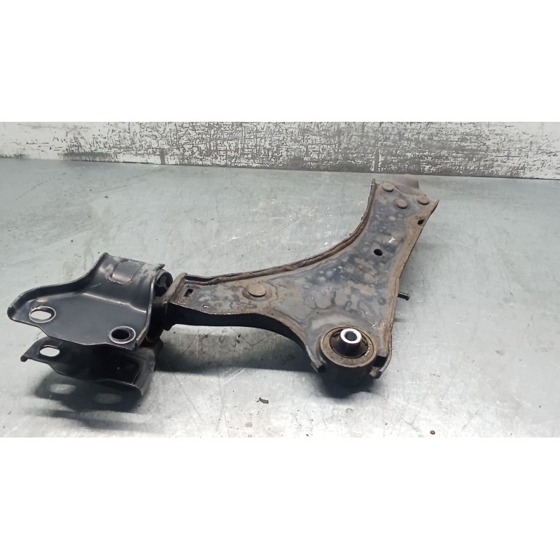 Recambio de brazo suspension inferior delantero derecho para land rover discovery sport (l550) 2.0 d 4x4 referencia OEM IAM FK72