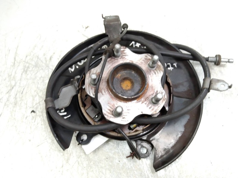 Recambio de mangueta trasera izquierda para nissan qashqai (j10) acenta referencia OEM IAM   