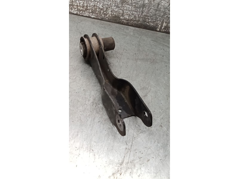 Recambio de brazo suspension inferior trasero izquierdo para land rover discovery sport (l550) 2.0 d 4x4 referencia OEM IAM JR12