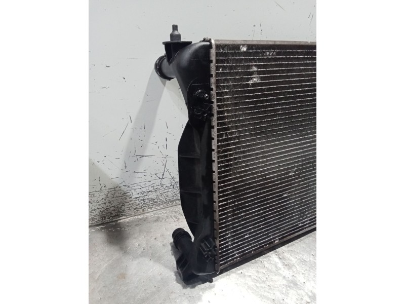 Recambio de radiador agua para audi a4 b7 (8ec) 2.0 tdi 16v referencia OEM IAM 8E0121251A  05