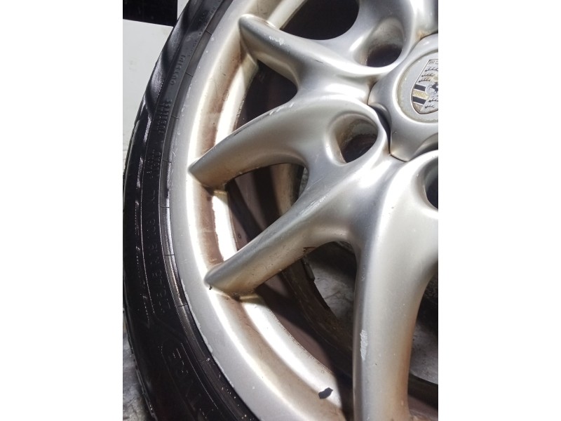 Recambio de juego llantas para porsche cayenne (9pa) s 4.5 referencia OEM IAM 275/45 R19 108Y  VER FOTOS