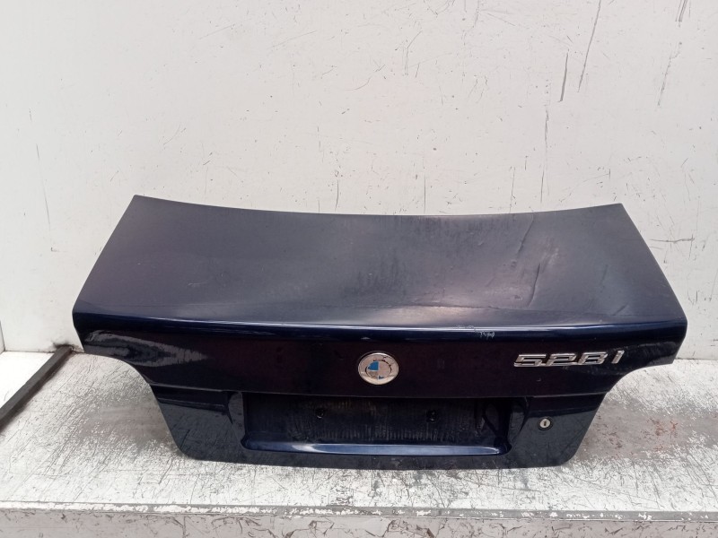 Recambio de tapa maletero para bmw 5 (e39) 528 i referencia OEM IAM   4P